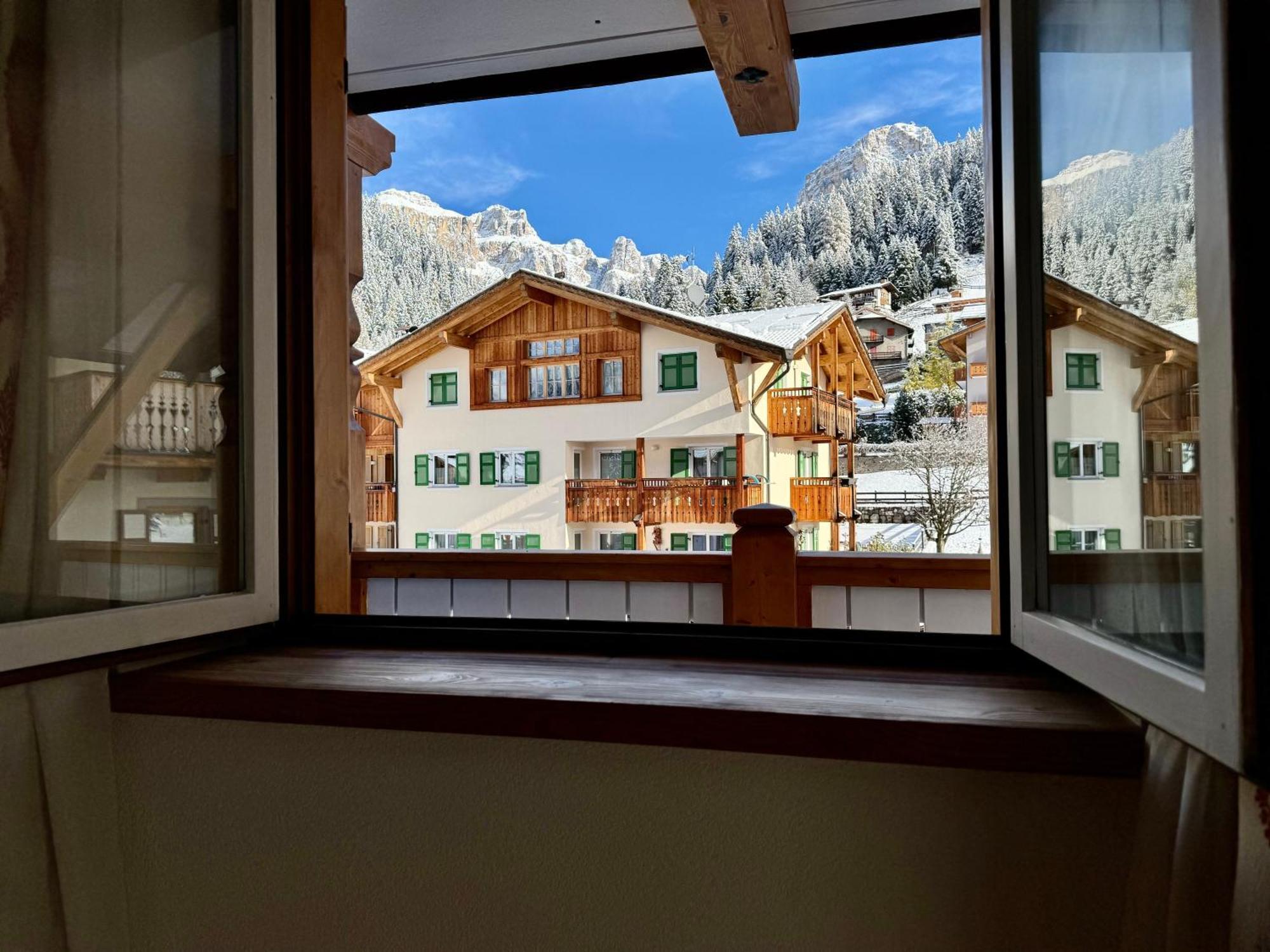 B&B Cesa Planber Mountain View Bike Friendly Canazei Exterior foto
