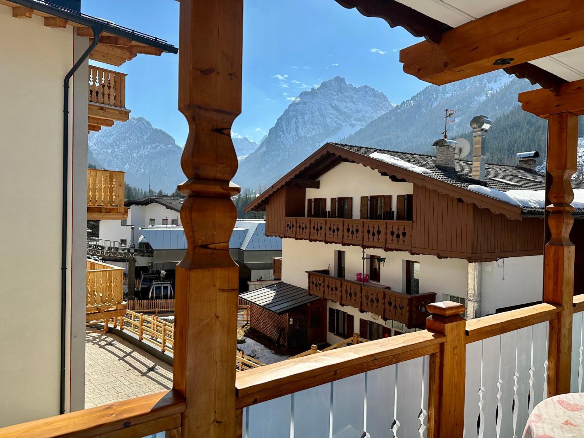 B&B Cesa Planber Mountain View Bike Friendly Canazei Exterior foto